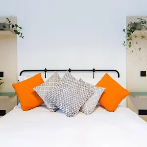  Appartement The Plywood Flat, Modern Style In A Traditional Tenement Royaume-Uni