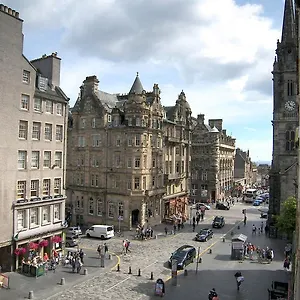 https://royal-mile-edinburgh-2-bedroom-apartment.edinburghhotelsuk.org