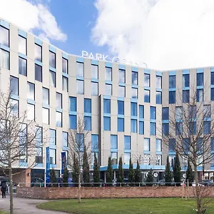 4* Hotel Park Grand Heathrow