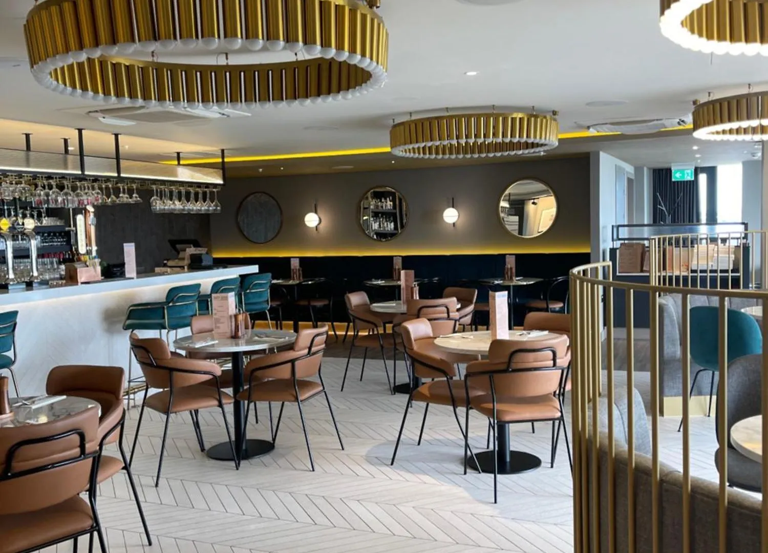 Hotel Courtyard By Marriott London Heathrow Airport à Harlington