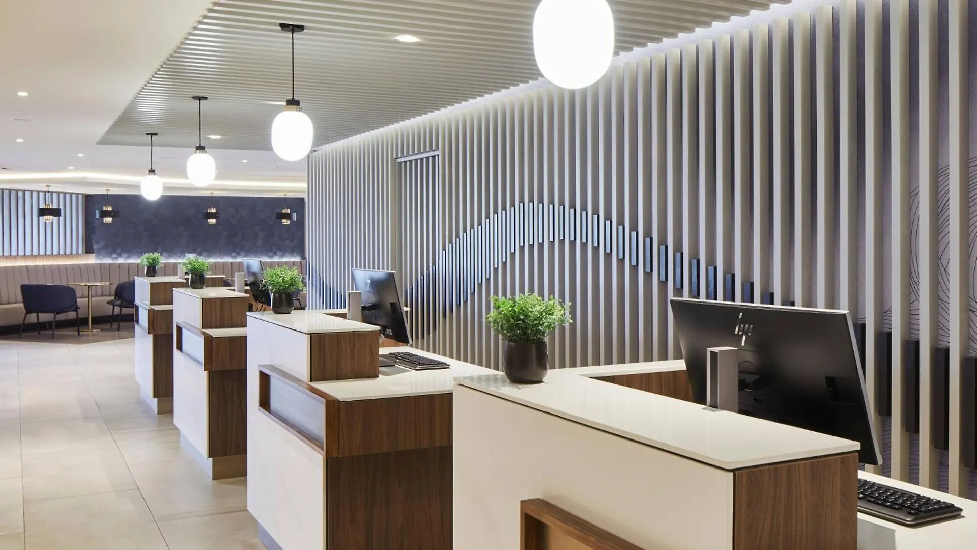 Hotel Courtyard By Marriott London Heathrow Airport à Harlington